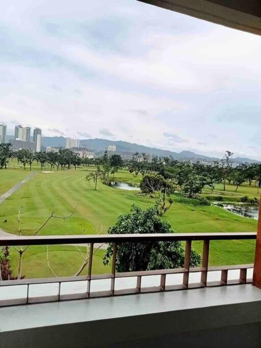 Dreamy 2Br Condo, With A Golf Course View Cebu Exteriör bild