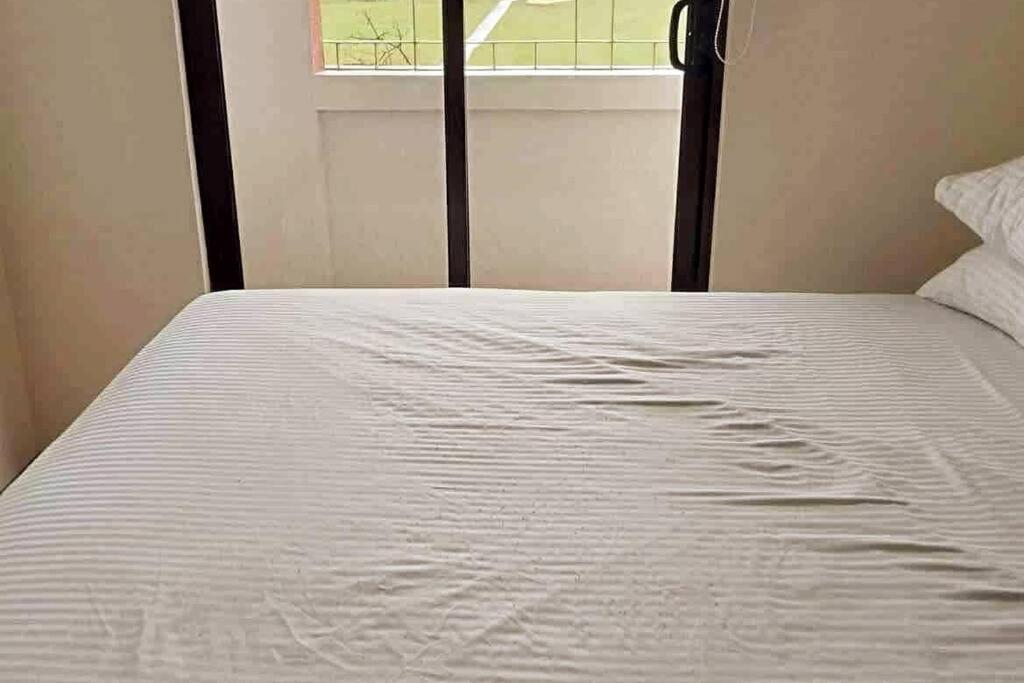 Dreamy 2Br Condo, With A Golf Course View Cebu Exteriör bild